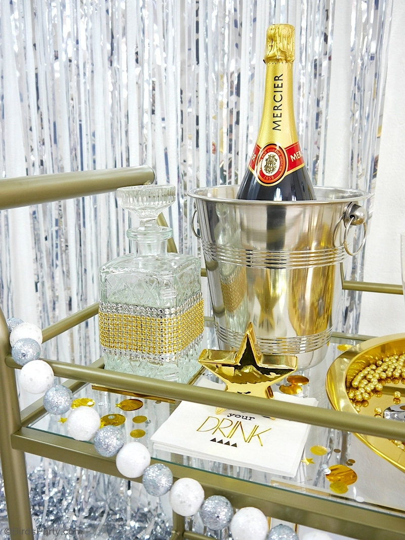 DIY New Year's Eve Bar Cart Decor + FREE Printables Party Ideas