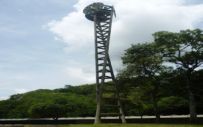 Reloj de la UCV Carlos Raúl Villanueva y Juan Otaola Paván