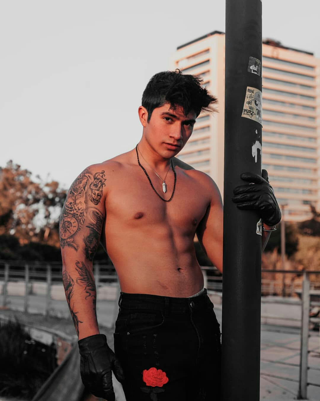 Juan Bernardo Flores