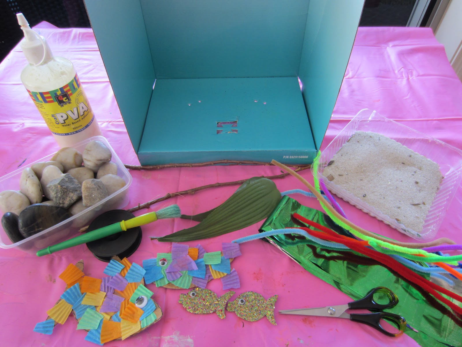 Learn with Play at Home Create an Underwater Scene. PART 2. The Diorama