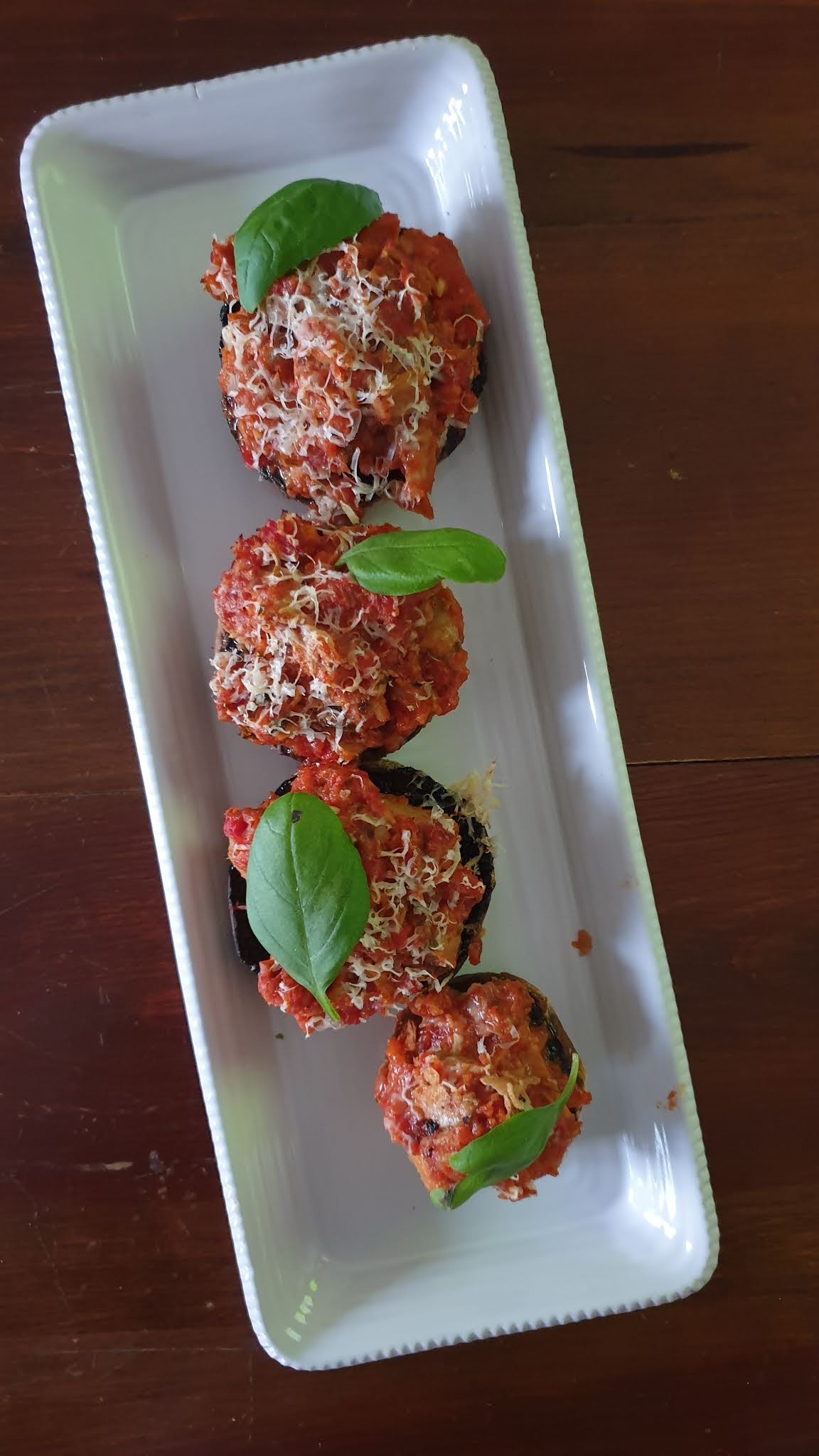 Cogumelos Recheados com Bolonhesa de Atum