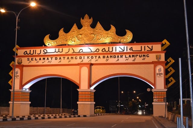 Cerita Liburan Dalam Bahasa Lampung dan Artinya Kisah Web