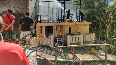 Polisi Selidiki Penyebab Kebakaran Rumah di Kamasi Satu