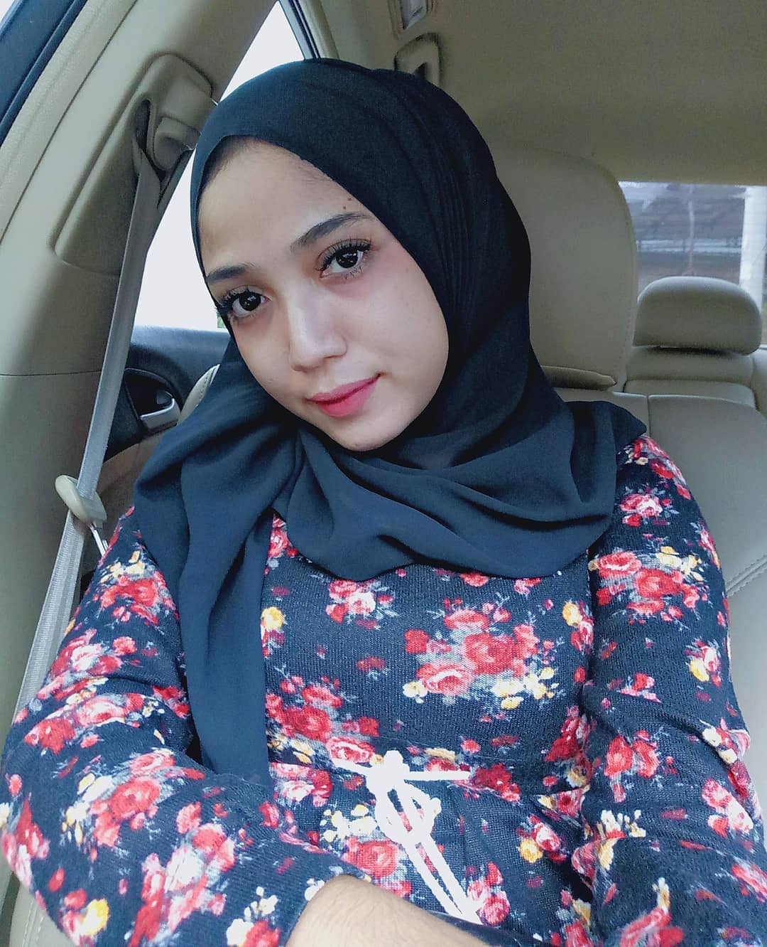 Kumpulan 99 Keindahan Wanita  Muslimah Berjilbab  Cantik 