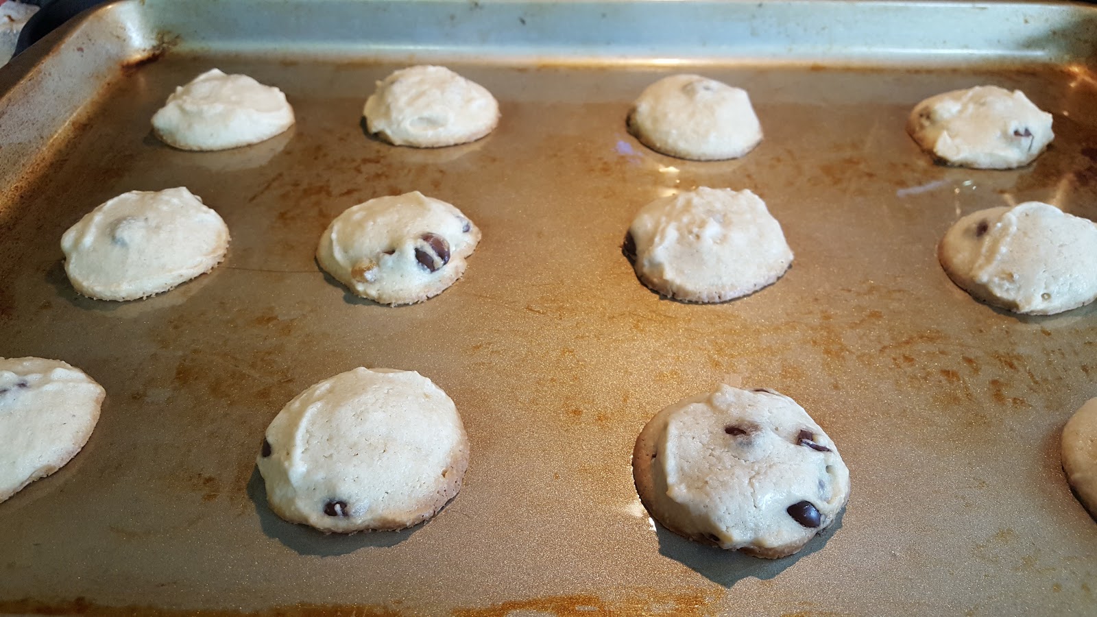 My Patchwork Quilt AMISH SOUR CREAM CHOCOLATE CHIP COOKIES