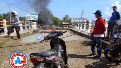 Sejumlah Warga Sempat Blokir Jalan