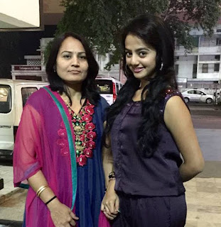 Helly Shah, Biography, Profile, Age, Biodata, Family, Husband, Son, Daughter, Father, Mother, Children, Marriage Photos.