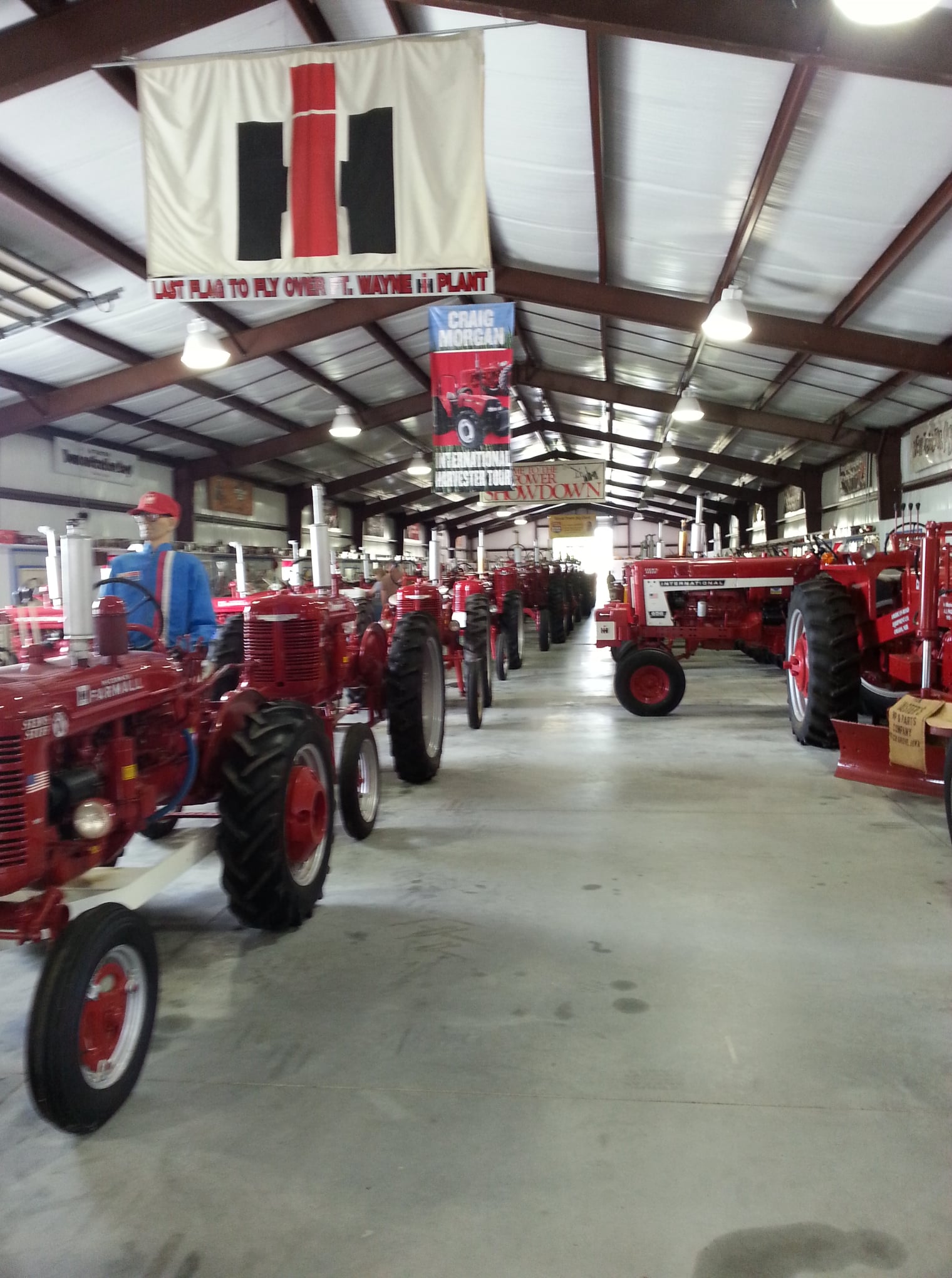 Towns and Nature Leesburg, FL Paquette's Historical Farmall Museum
