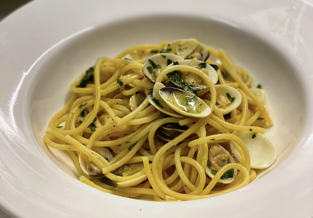 The Silver Chef: Spaghetti Vongole Recipe