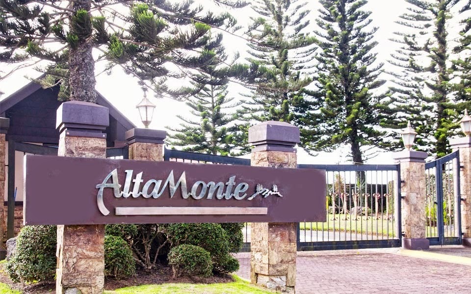 Invest a House and Lot in the Philippines Lot only in Tagaytay Alta