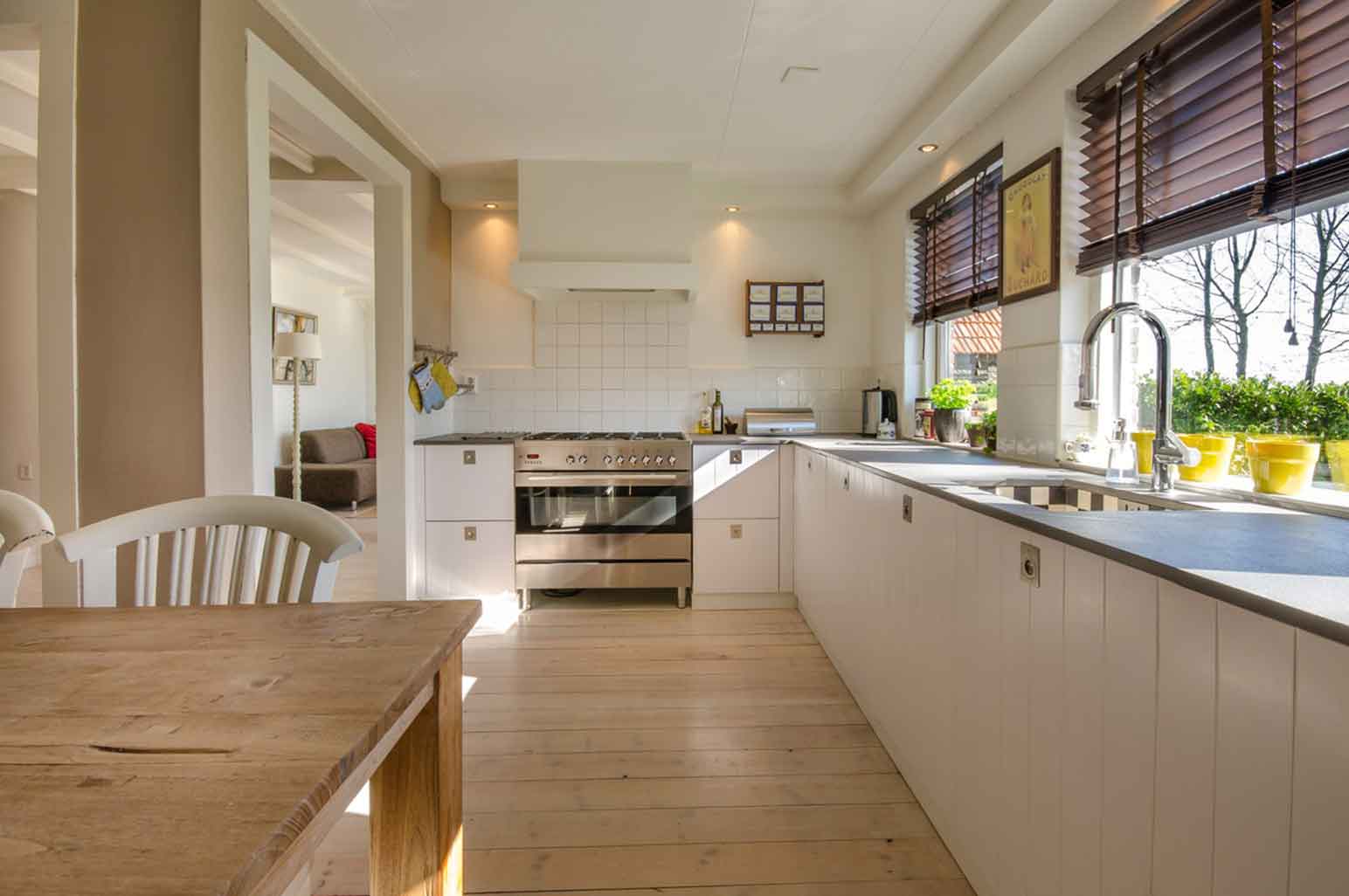 Considering Buying a Family Home? Here's Some Key Information Considering Buying a Family Home? Here's Some Key Information