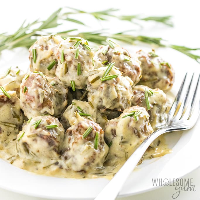 HEALTHY GROUND CHICKEN MEATBALLS RECIPE IN CREAMY SAUCE Desserts