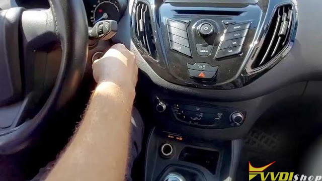 Xhorse VVDI Mini Key Tool Generate Ford Tourneo 2015 Remote 8