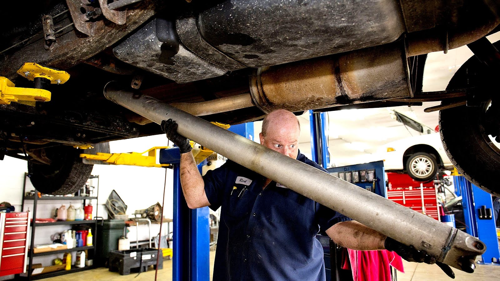 Auto Repair Shops Near Me Open Sunday - Sunday Choices