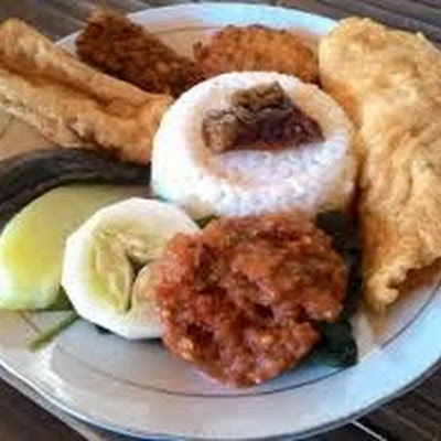 Mengenal Rujak Kelang Khas Muncar Rasanya Campur Campur