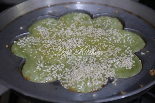 Kuih Bakar Yang Sangat Sedap dan Wajib Dicuba