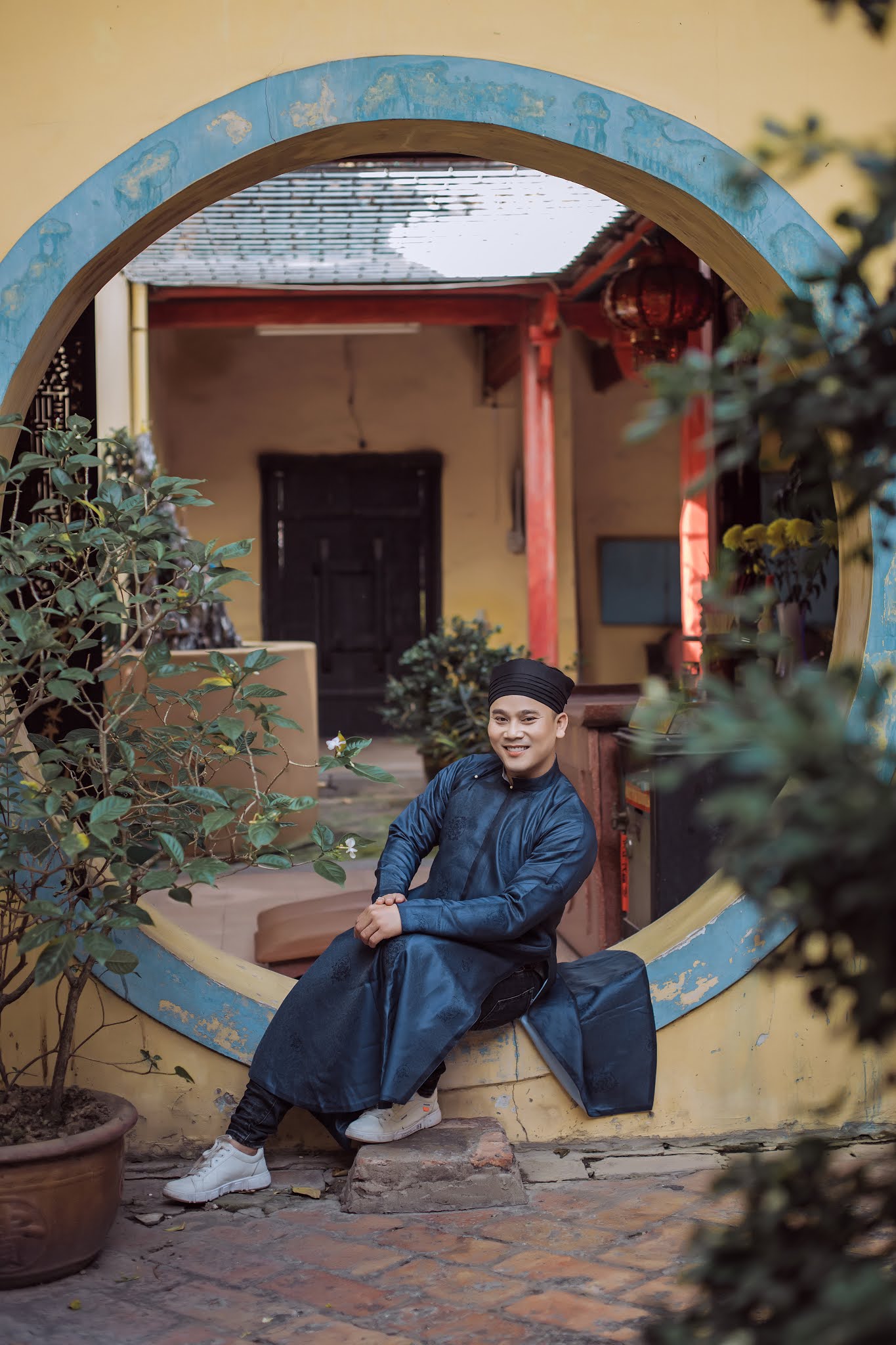 Tân Nguyễn và nét Phượng Khấu
