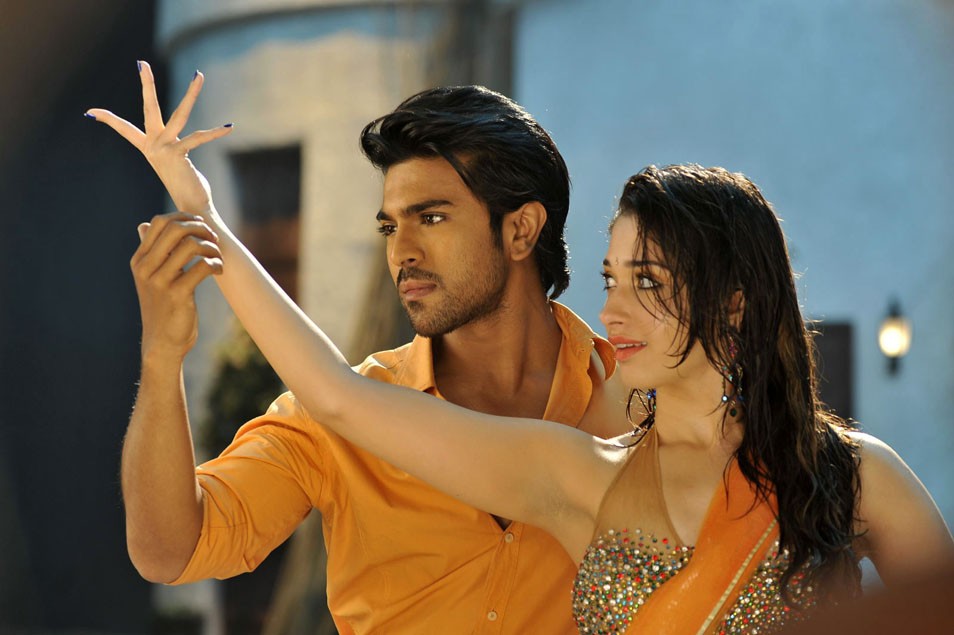 Tamanna Hot Stills from Ragalai | Ram Charan Teja and Tamannah in Tamil