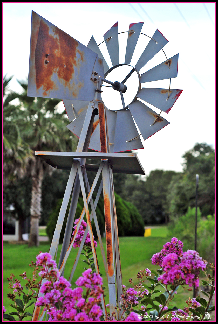 Ocala, Central Florida & Beyond Windmill for decorative purposes only