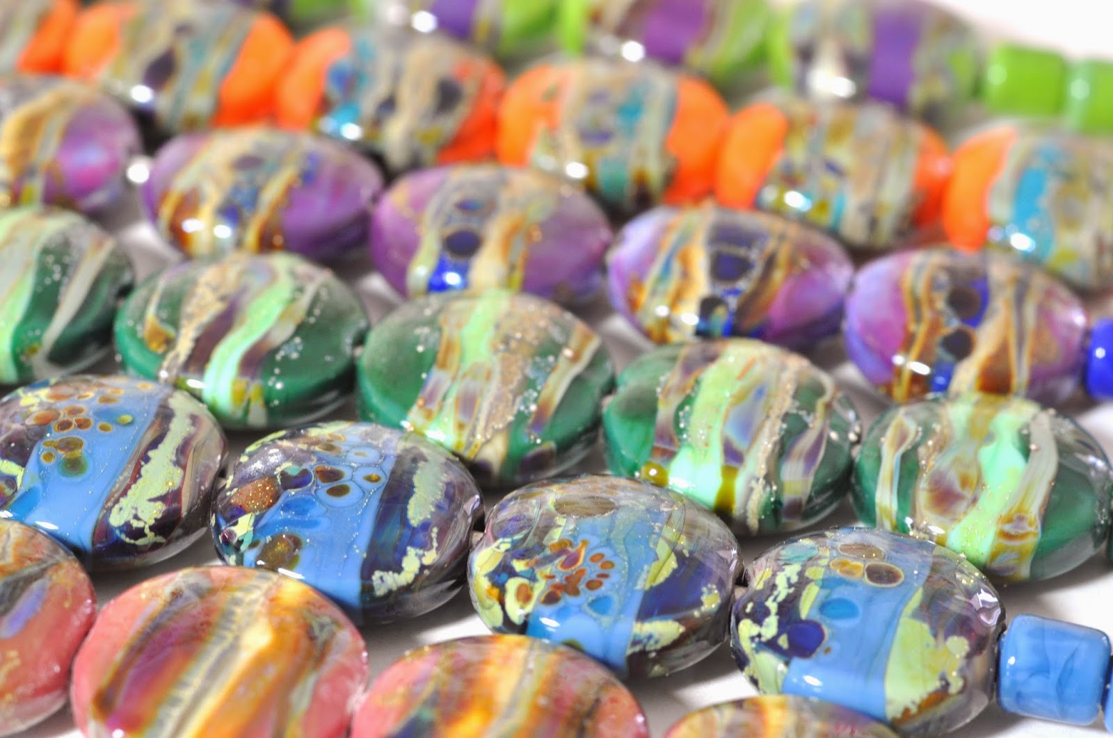 Beadbug: Boho Beads - Combining Colours