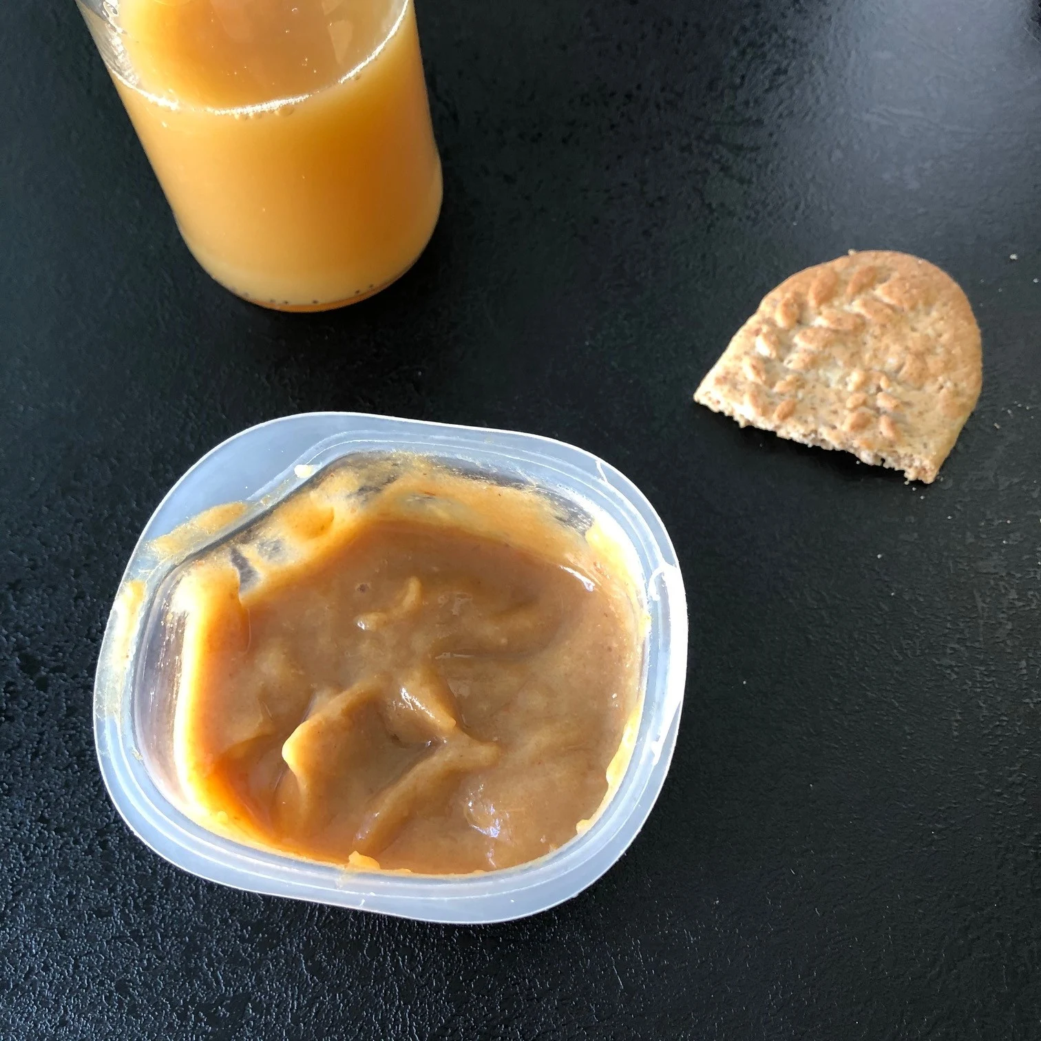 Les recettes de la débrouille: Compote rhubarbe dattes sans sucres ajoutés