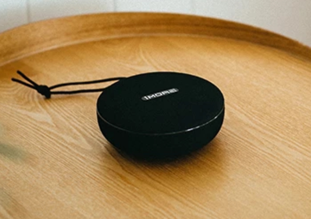 1more portable bt speaker