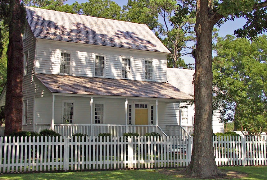 Living the life in SaintAignan The Bonner house in Bath