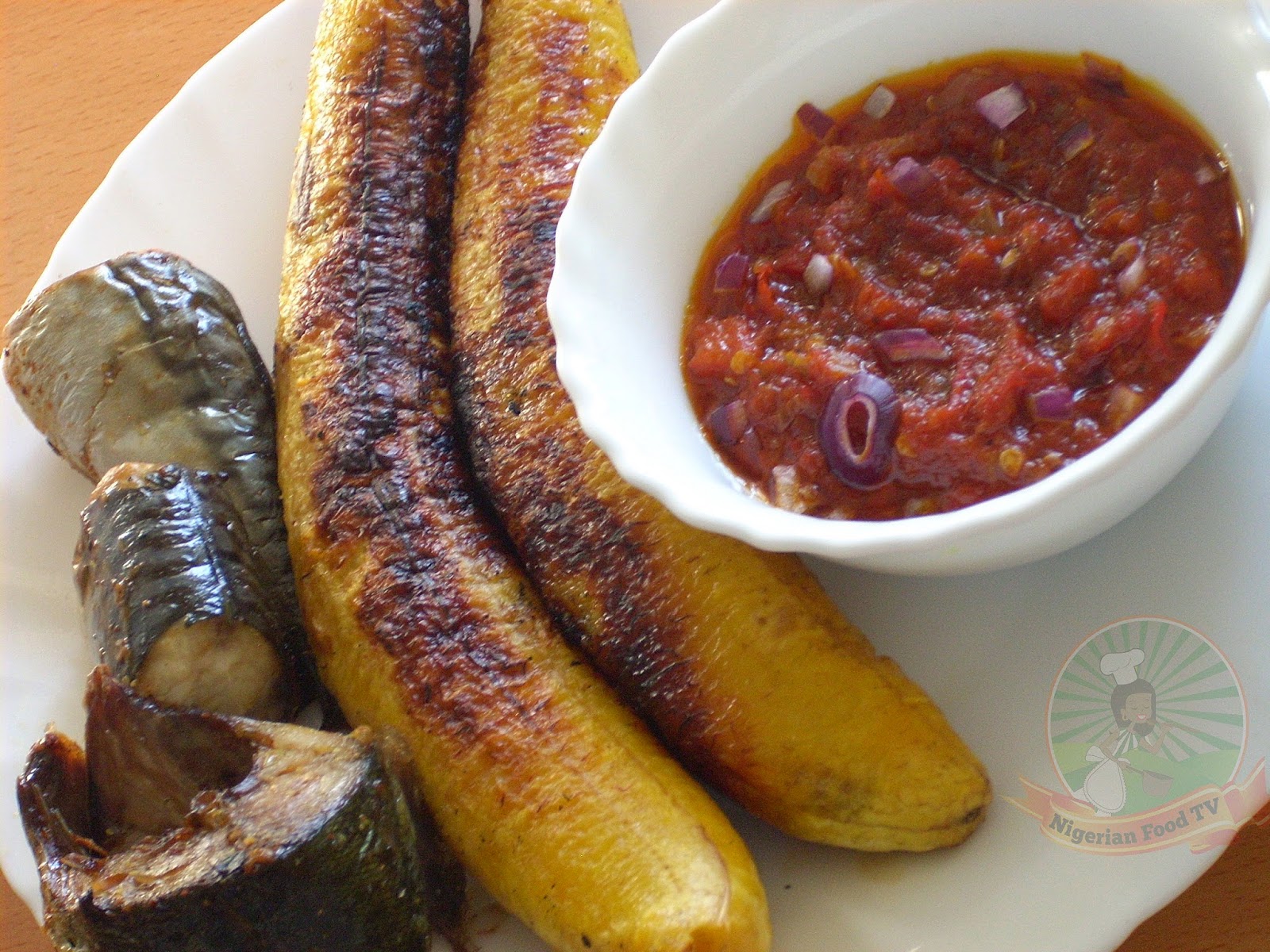 Boli , Nigerian Roasted Plantain , (Nigerian Grilled Plantain), how to make boli 