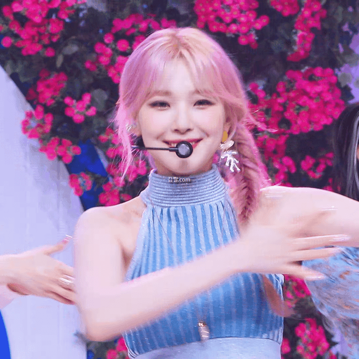 프로미스나인 백지헌 8장 ㄷㄷ