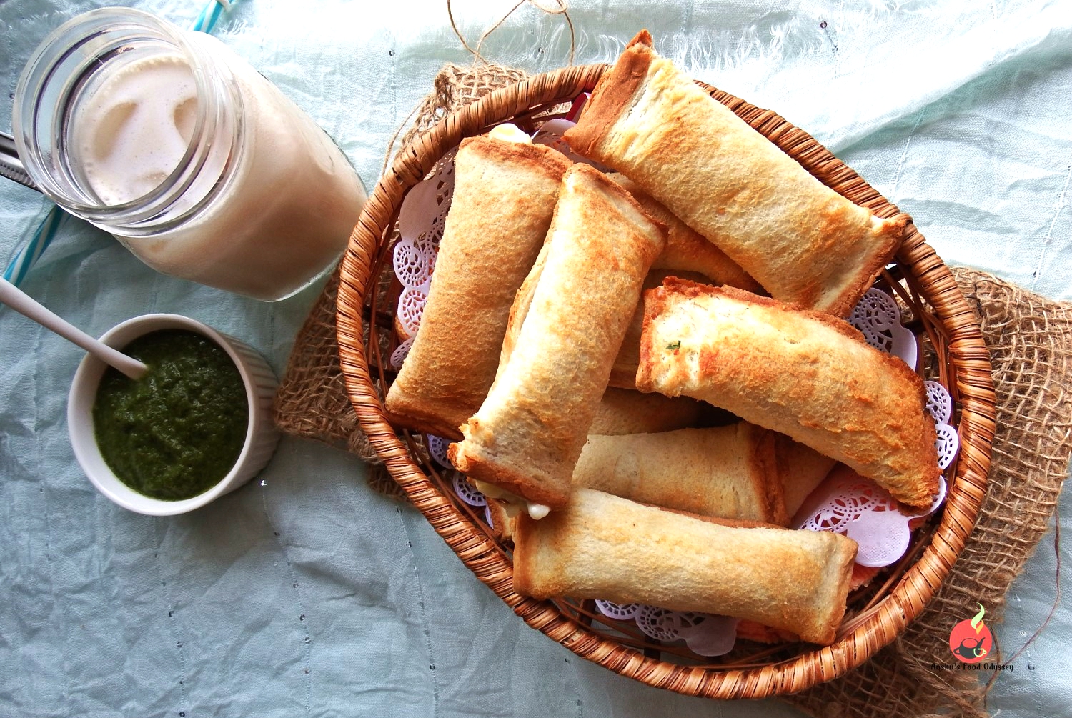Baked Paneer Bread Rolls