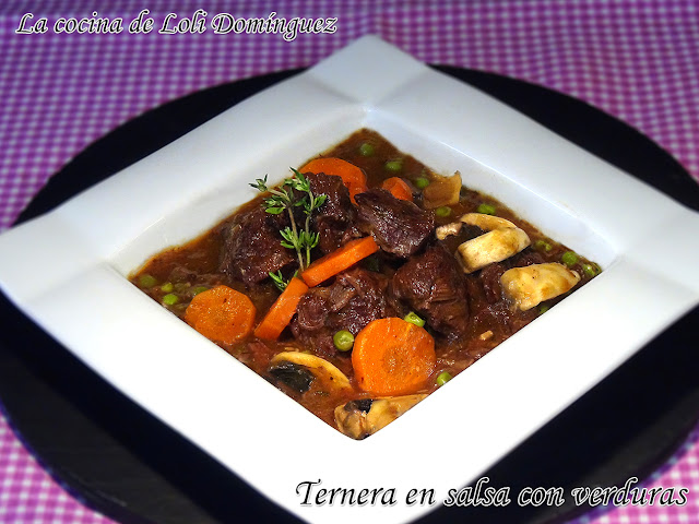 Ternera en salsa con verduras en olla exprés rápida