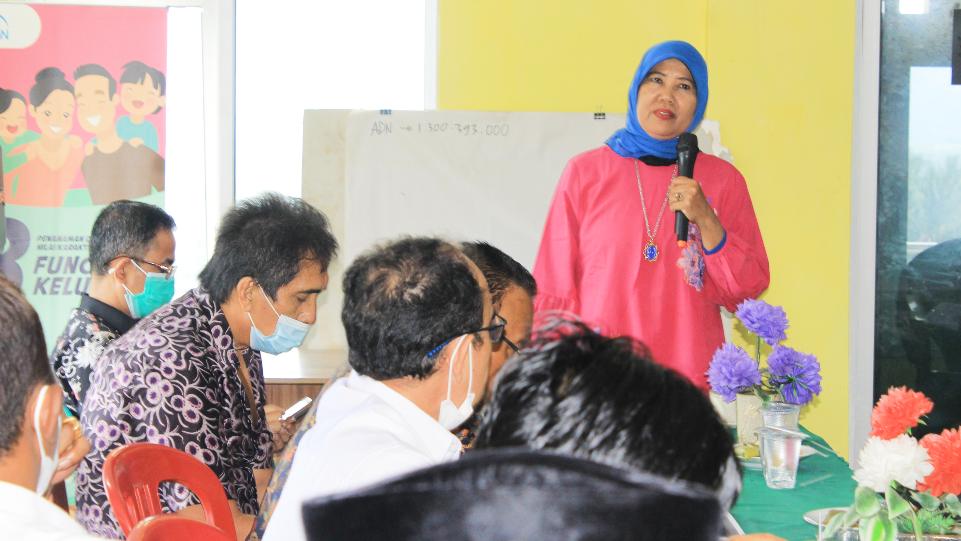 Peniliti Sejarah di BPNB Sumbar, Dra. Zusneli, M.Hum. saat bicara di acara Sosialisasi Persiapan Pemajuan Kebudayaan Nagari Koto Gadang Koto Anau, Kamis 4 Februari 2021. (Dok. Istimewa Peniliti Sejarah di BPNB Sumbar, Dra. Zusneli, M.Hum. saat bicara di acara Sosialisasi Persiapan Pemajuan Kebudayaan Nagari Koto Gadang Koto Anau, Kamis 4 Februari 2021. (Dok. Istimewa