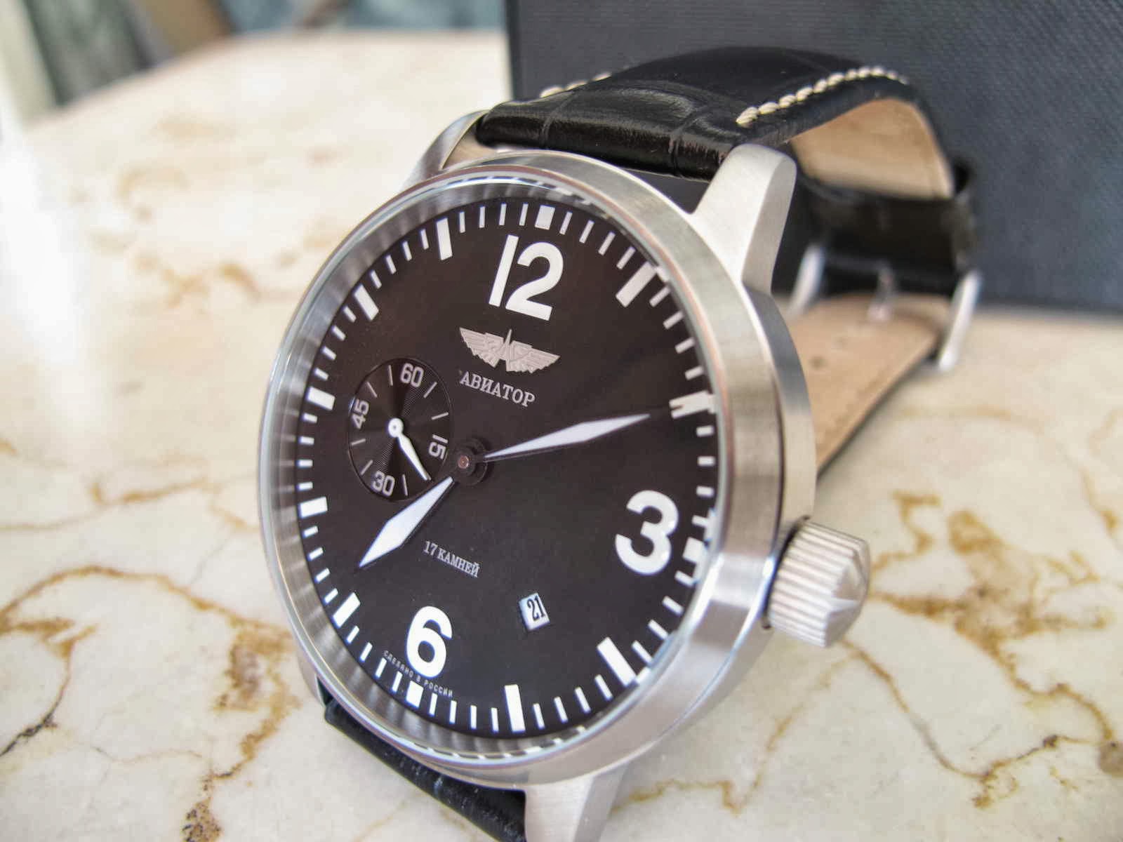 5. авиатор прическа леонардо ди каприо. авиатор bristol bulldog модель v. говард хьюз леонардо ди каприо. наручные часы aviator v.