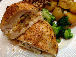 roasted chicken breast stuffed with southern dressing