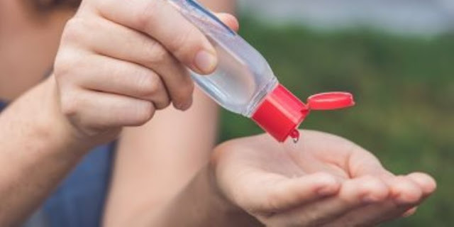 مطهر لتعقيم اليدين مطهر لتعقيم اليدين