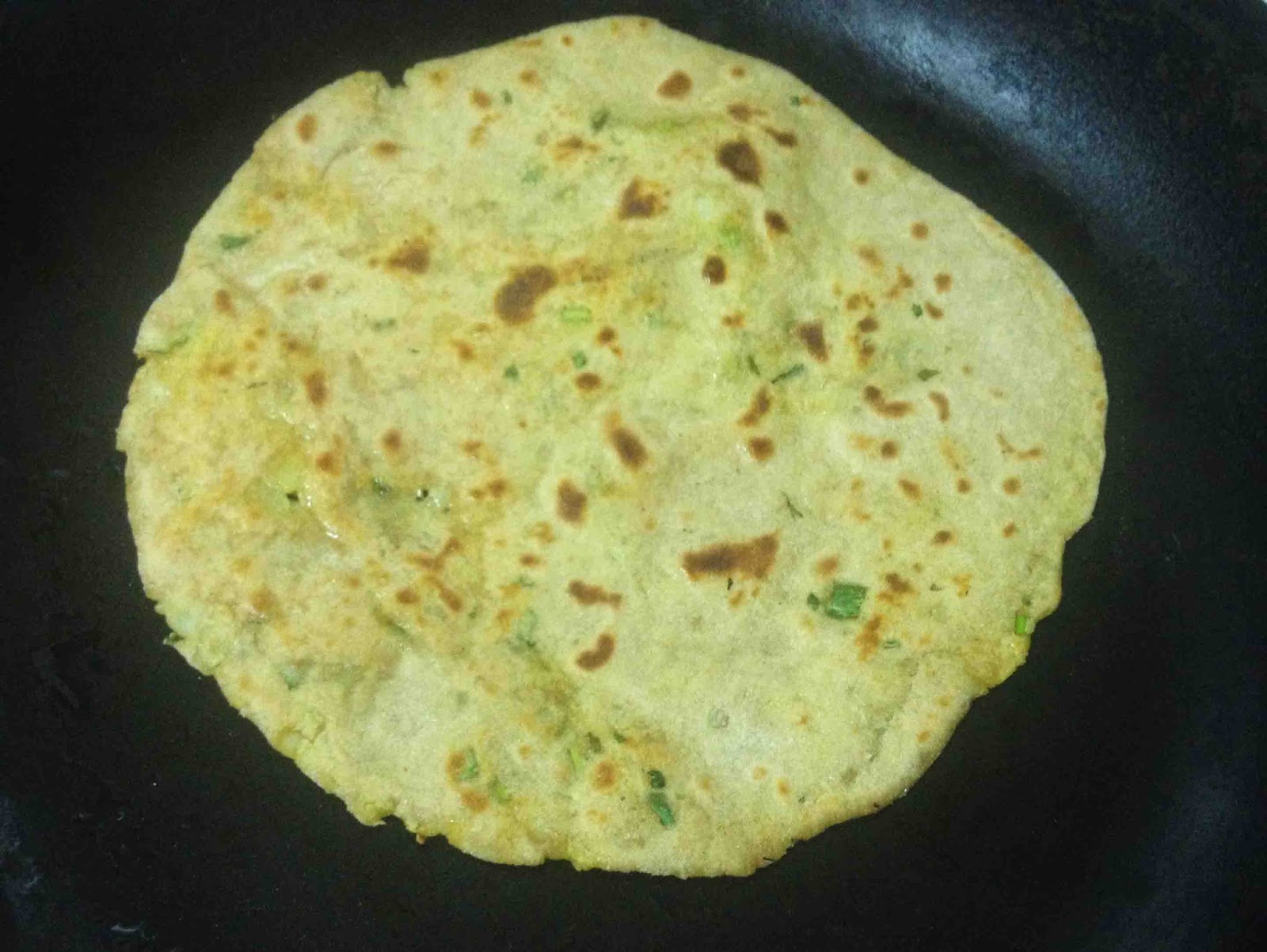 ALOO PARATHA RECIPE / ALOO CHAPATI RECIPE STUFFED PARATHA / CHAPATI