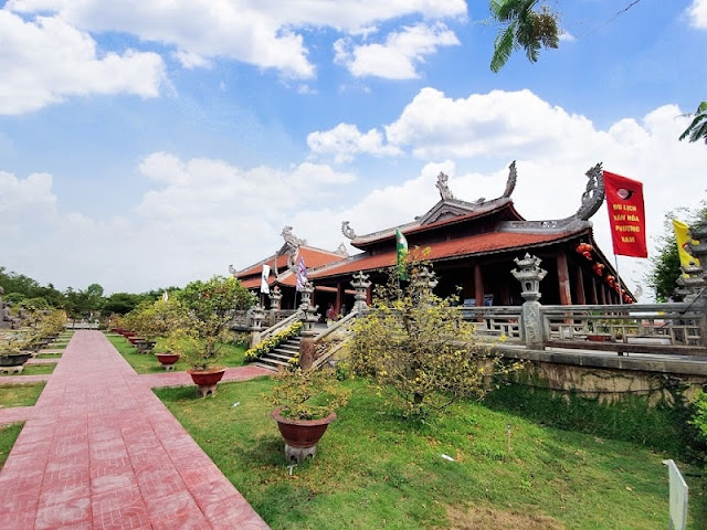 Khu Du lịch văn hoá Phương Nam là điểm du lịch địa phương của du lịch Đồng Tháp