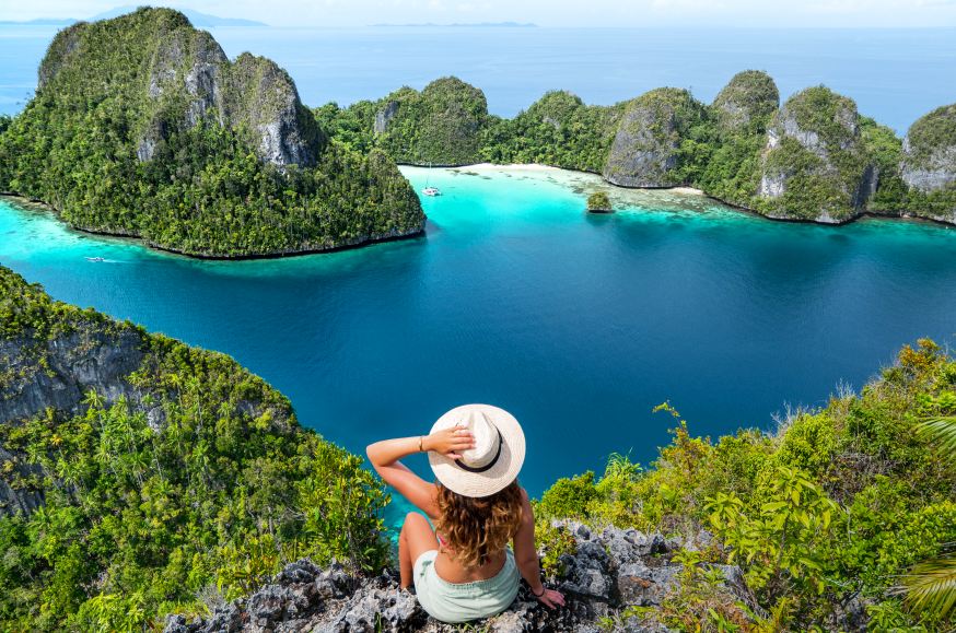 9 Tempat Wisata Indonesia yang Mirip Raja Ampat, Intip