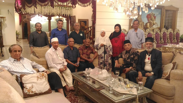 Jamuan Makan Malam Ibu Syaikhoh Abdul Latif Arrasyid di