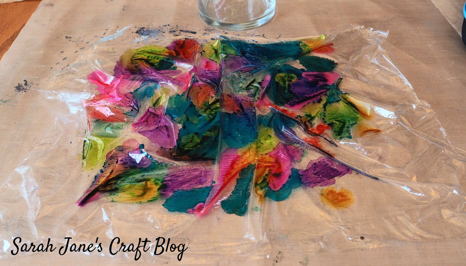 Fun alcohol ink painting project using very few supplies.
