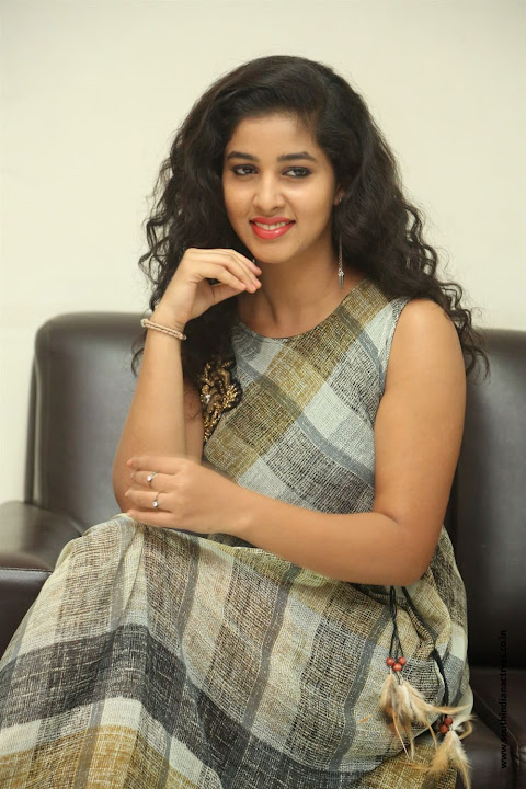 Pavani Reddy hot photos