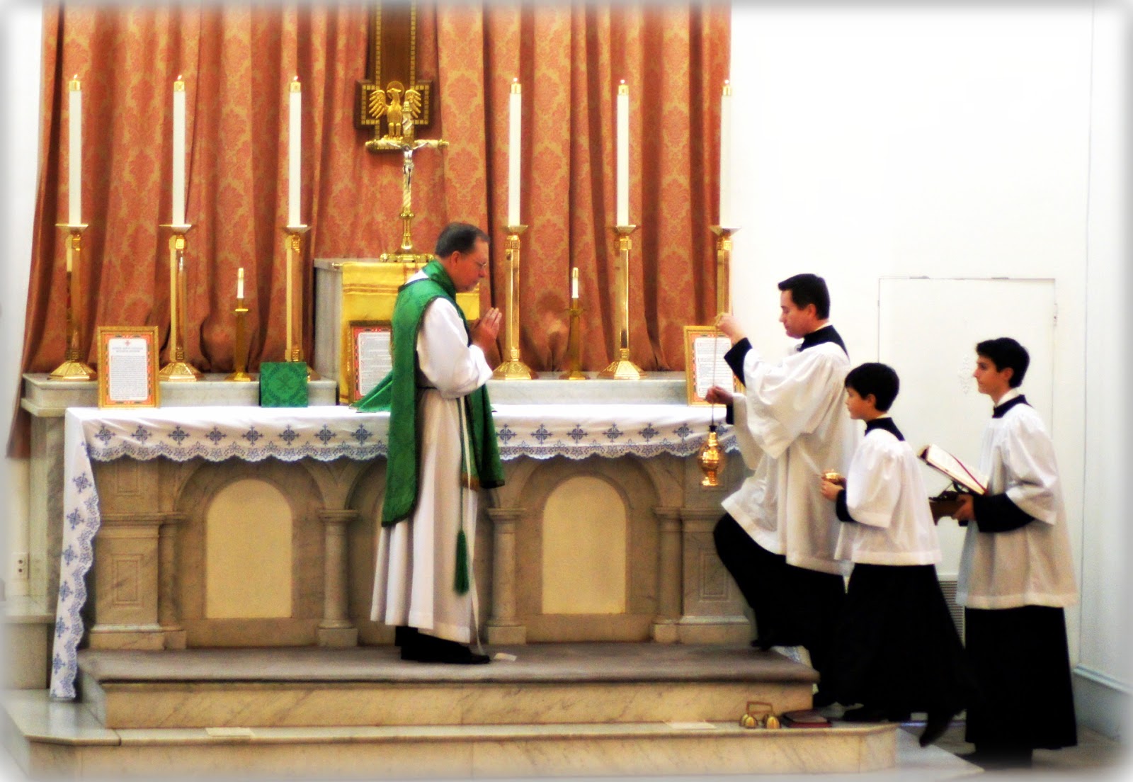 Latin High Mass...As It Unfolds Totus Tuus Family & Catholic Homeschool