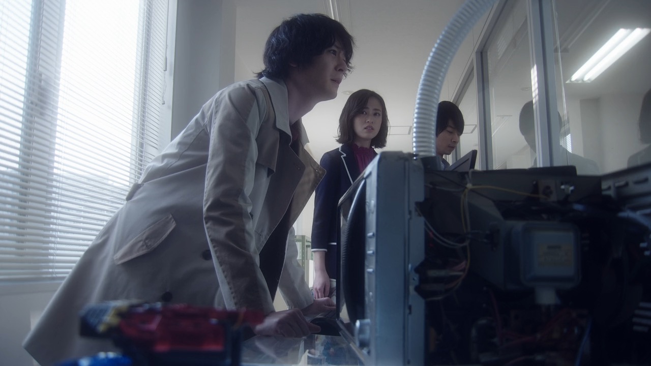 My Shiny Toy Robots: Movie Review: Kamen Rider Build New World: Kamen Rider Grease