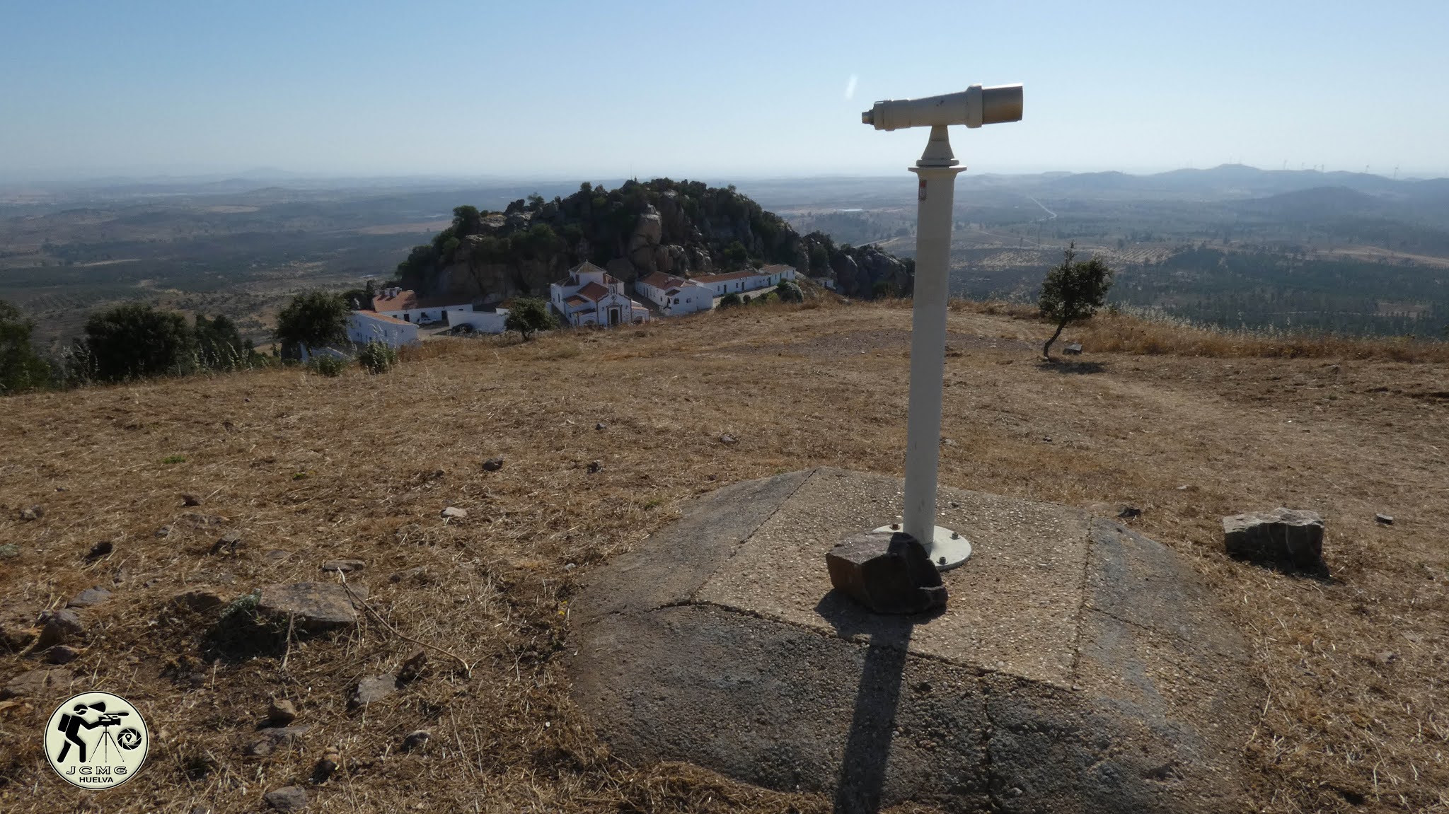 Foto de Vértice Geodésico VACA en Puebla de Guzmán, Huelva