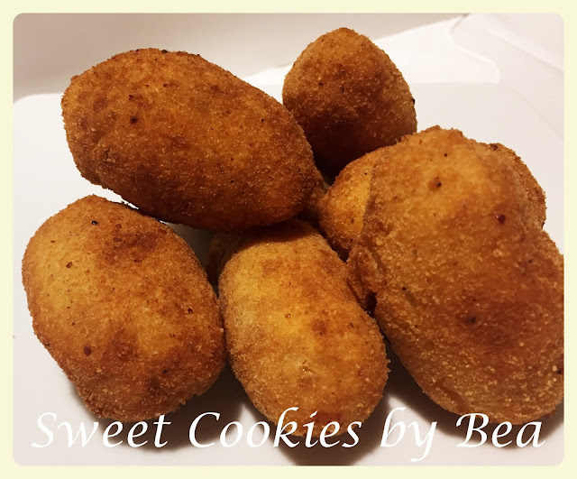 Croquetas cremosas de salmón y mostaza