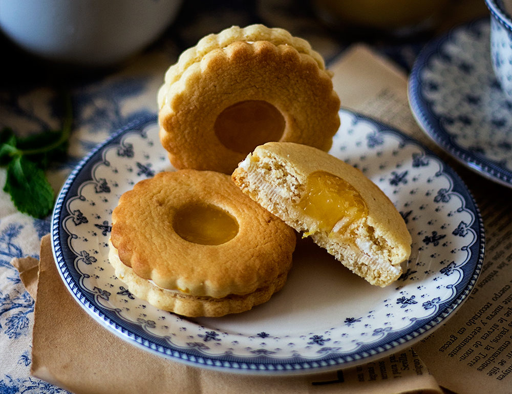 Pastas de limón con lemon curd, el perfecto acompañamiento del té de las  cinco - Jaleo en la Cocina