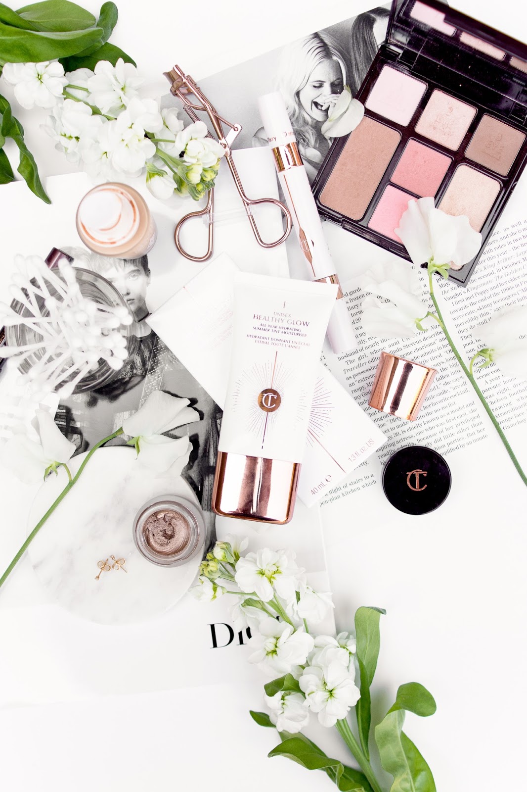 charlotte-tilbury-unisex-healthy-glow-review-beauty-lifestyle-flatlay-photography