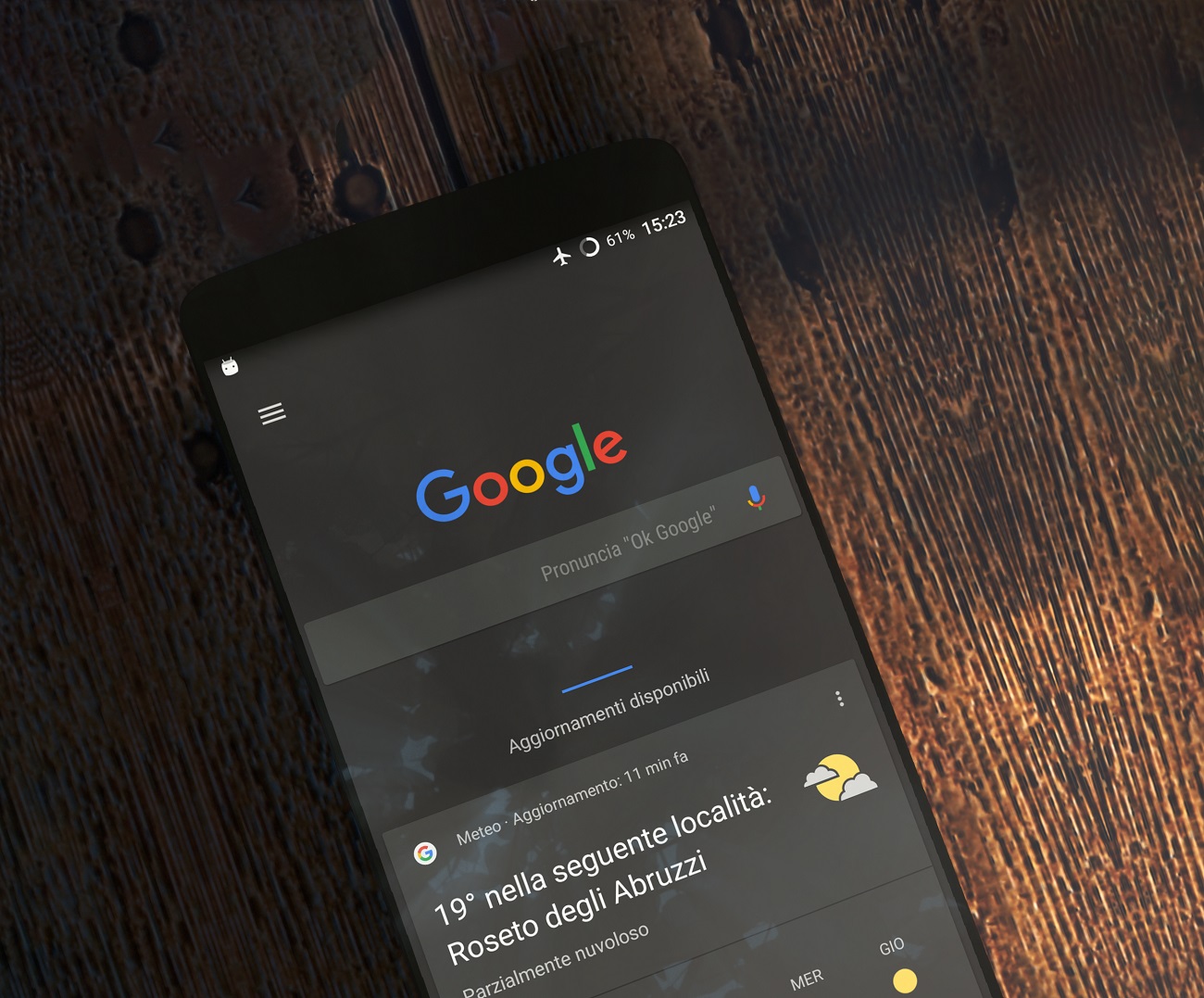 News From Google Confirms Dark Mode is a Huge Boost for Battery Life