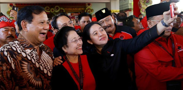 Megawati-Prabowo Mesra, Gerindra: Ada Yang Kebakaran Berewok! Megawati-Prabowo Mesra, Gerindra: Ada Yang Kebakaran Berewok!