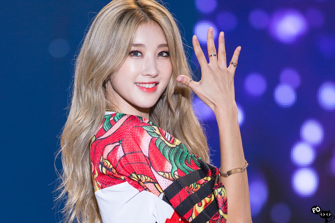 Image-Galley-Asia-beautiful-girl-colection-TruePic.net